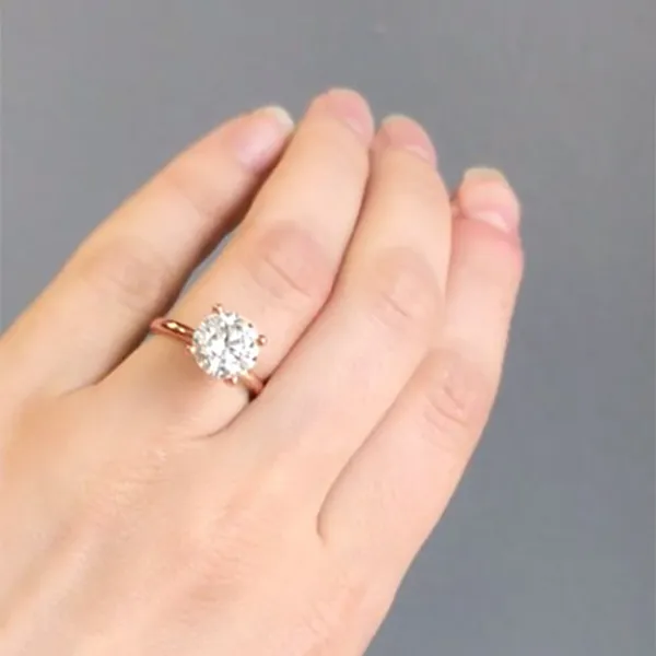 Rose Gold Exclusive and Unique Solitaire Engagement Ring jewelry Wabash avenue