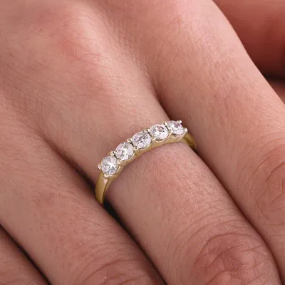 Yellow Gold Classic 5-Stone Diamond Wedding Ring in San Francisco jewelry windy city