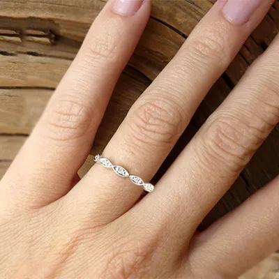 White Gold Marquise Fine Round Diamond Ring In Philadelphia jewelry windy city