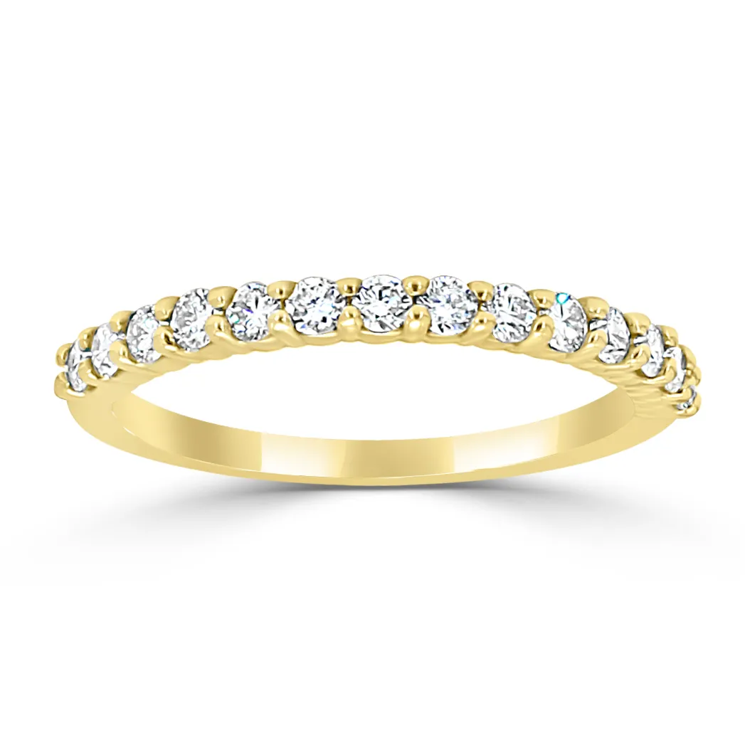 Yellow Gold Diamond Ring A Gift Idea For Mum