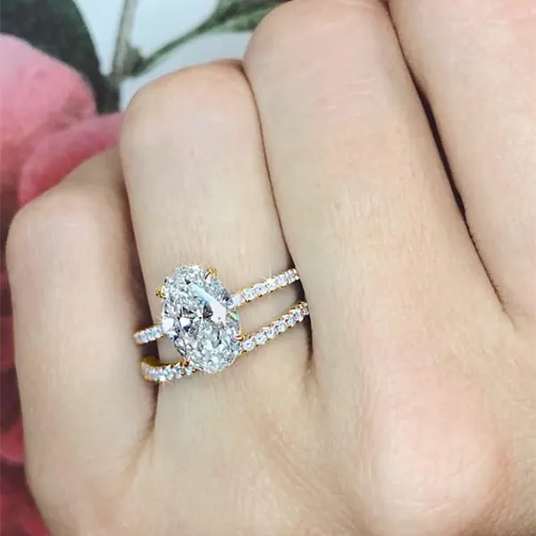 Yellow Gold Elegant And Refined Wedding and Engagement Ring jewelry Wabash avenue