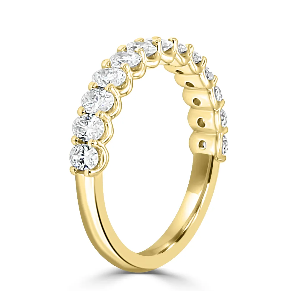Yellow Gold Oval Set Wedding Band jewelry Wabash avenue