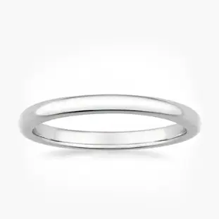 simple and classic gold wedding ring for women from a top rated Jeweler in Chicago