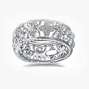 a beautiful antique and vintage inspired wedding ring - a perfect anniversary gift