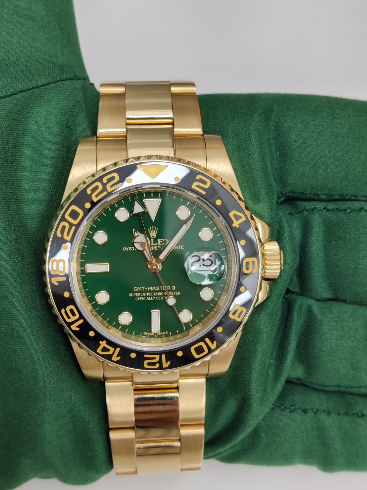 ROLEX GMT MASTER II 8114LW