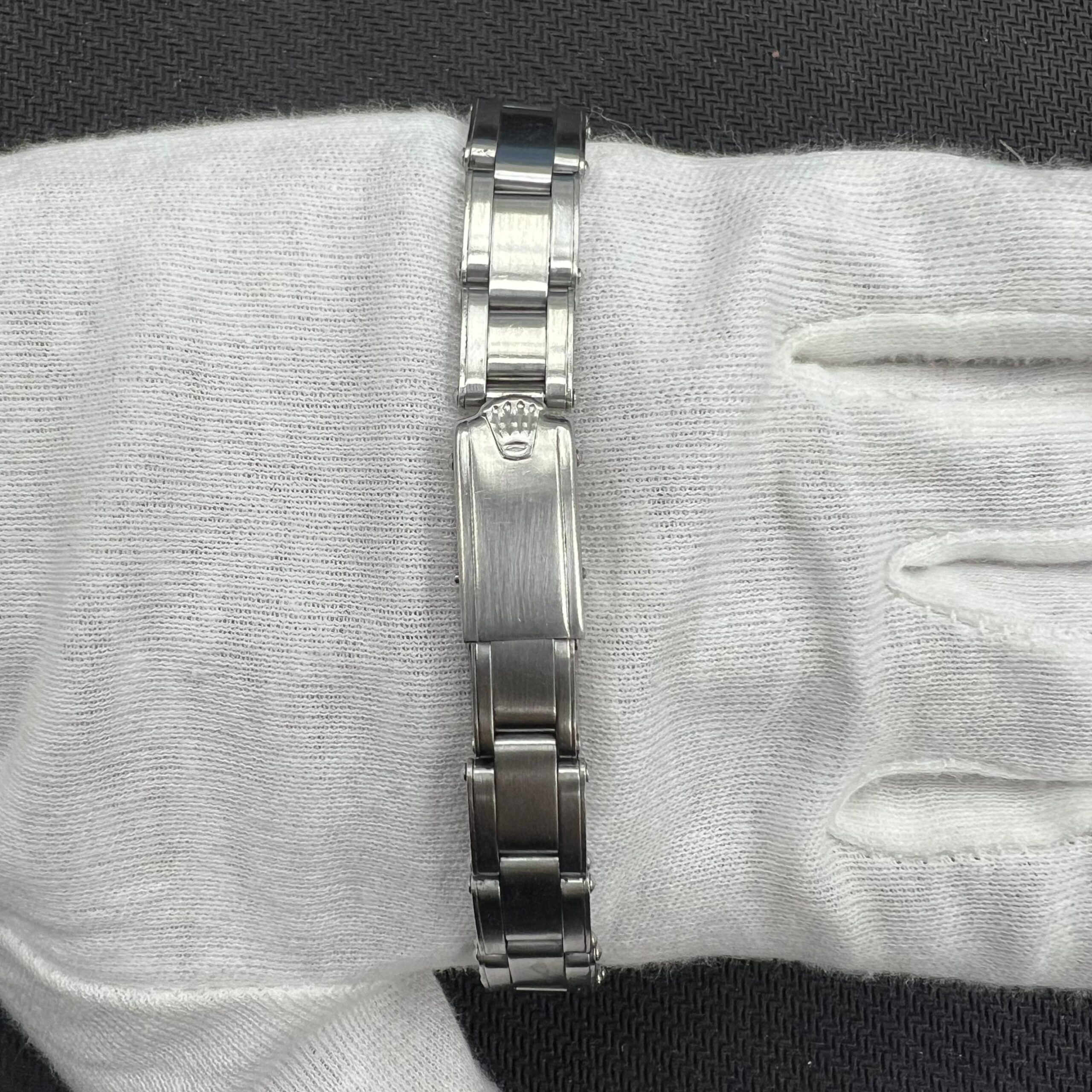 ROLEX OYSTER PERPETUAL 9685LW